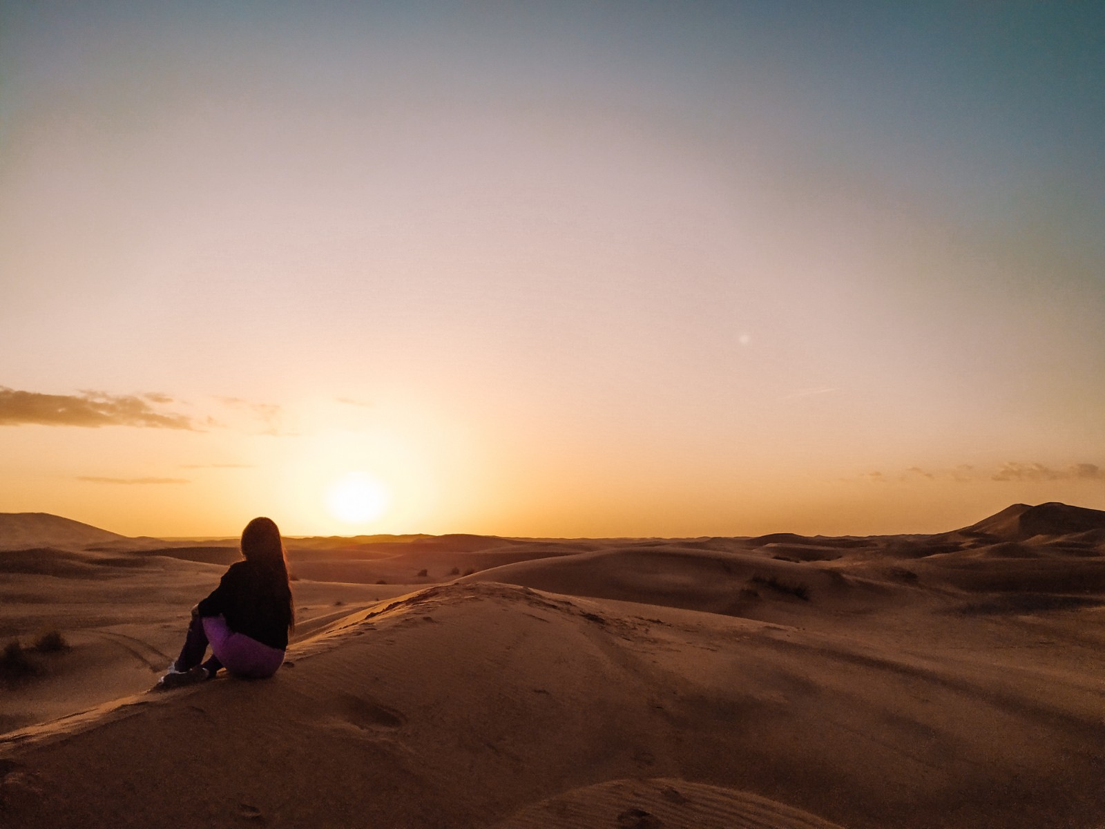 Amanecer en el desierto